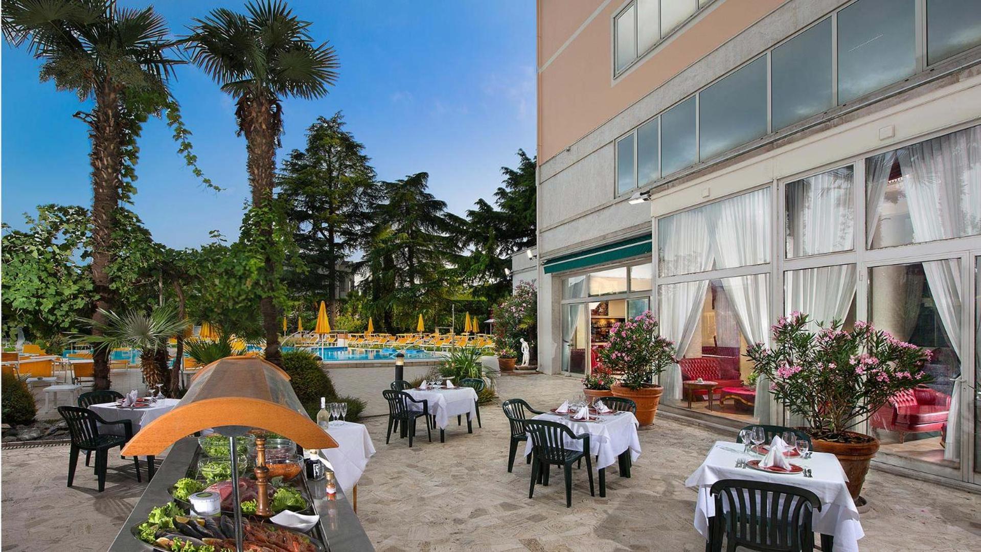 Hotel Terme Helvetia Abano Terme Kültér fotó