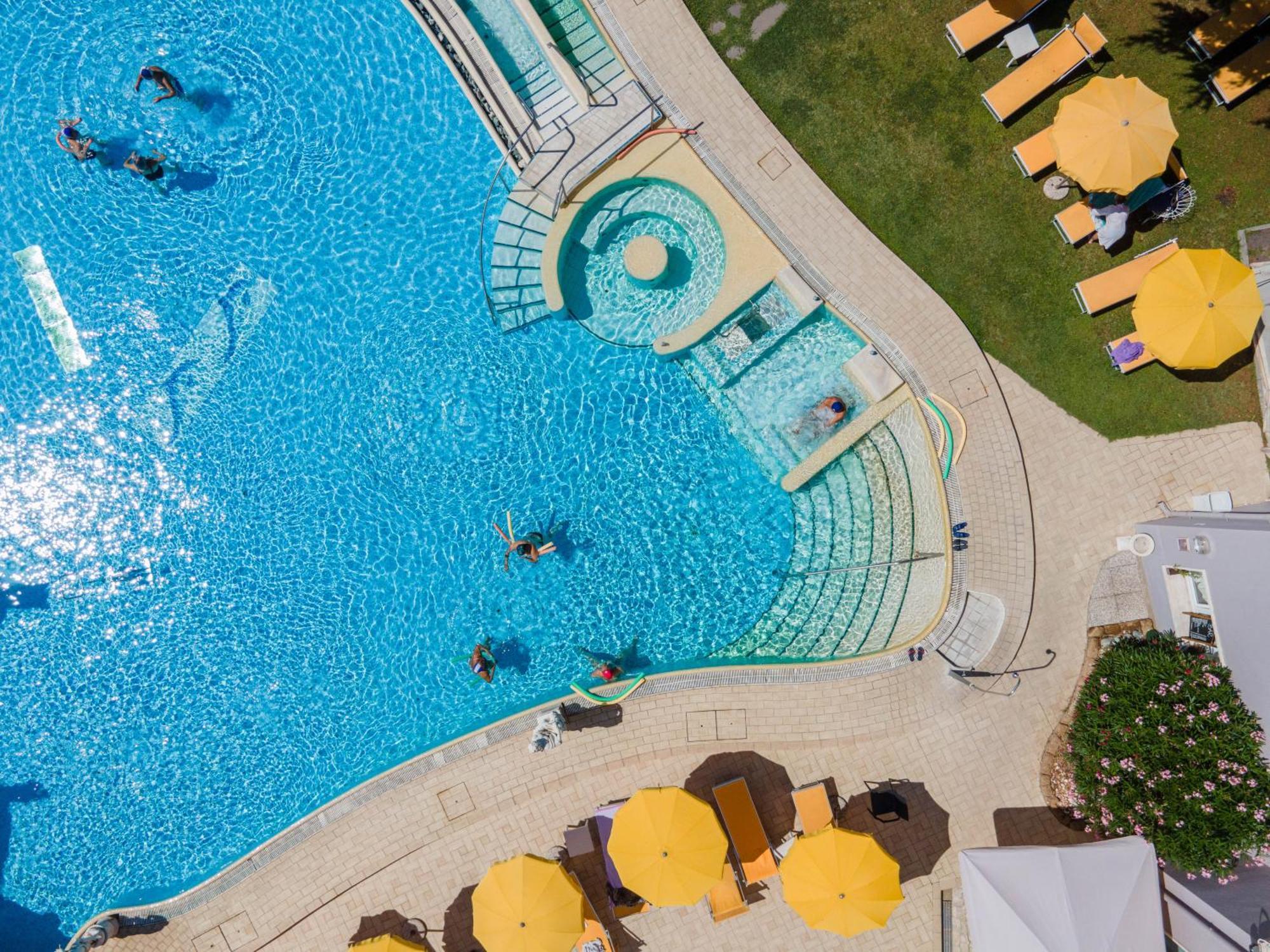 Hotel Terme Helvetia Abano Terme Kültér fotó