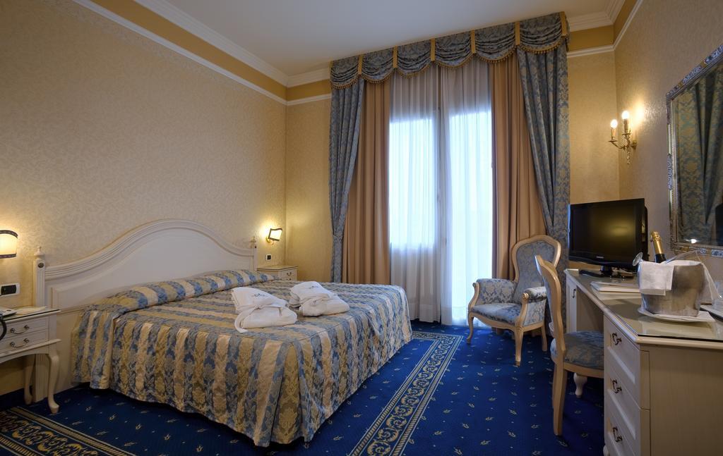 Hotel Terme Helvetia Abano Terme Kültér fotó